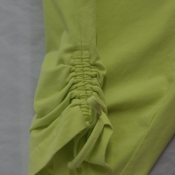 Lime Green Capris Cinched Leg Ties Chico's Size 3 / 16 Soft Stretchy Crop Pant - Picture 6 of 13